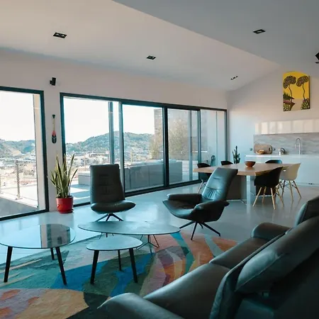 Les Mille Et Vitres - D'architecte Holiday home
